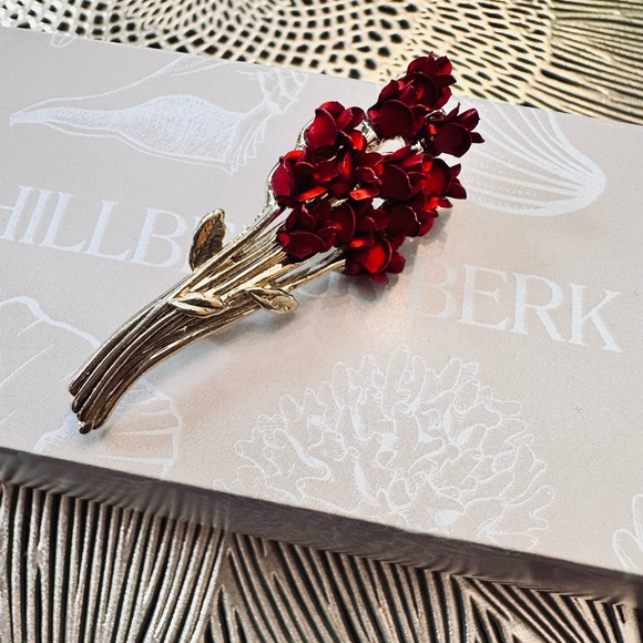 Lot of vintage pierced earrings and pins - Picture 10 of 12